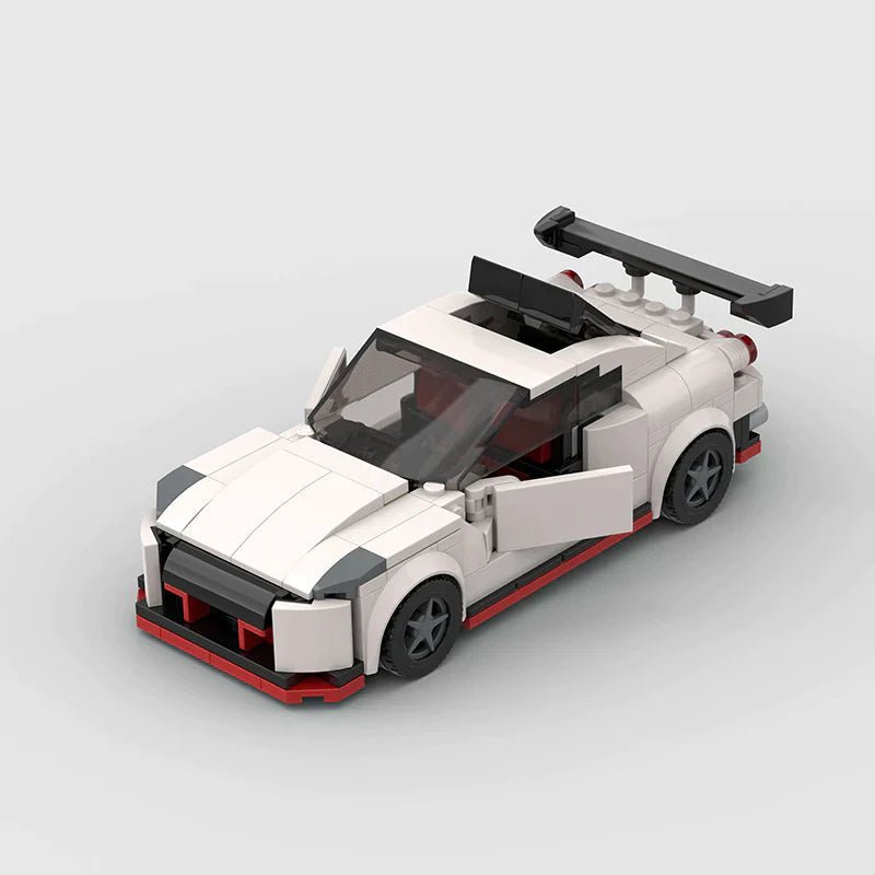 Nissan GTR R35 Nismo - Fast And Bricks