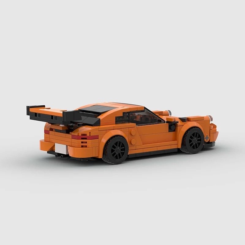 Porsche 911 GT3 RS - Fast And Bricks