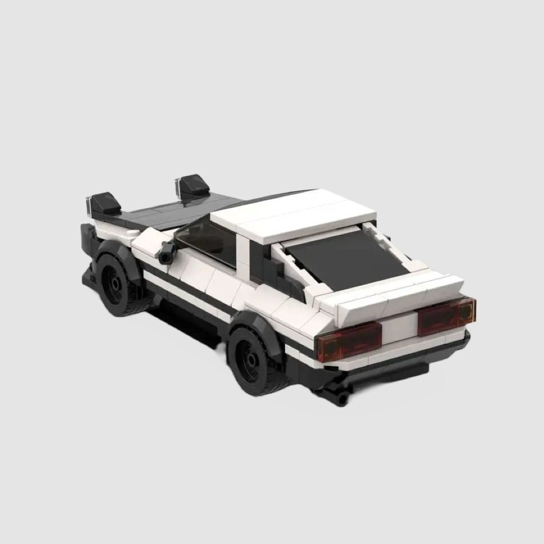 Toyota AE86 Trueno Initial D - Fast And Bricks